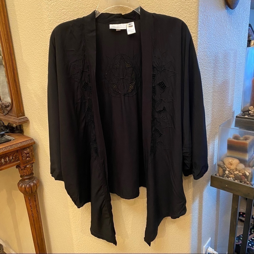 SOFT SURROUNDINGS Women Black Eyelet Floral Open Asymmetric Cardigan Size Medium